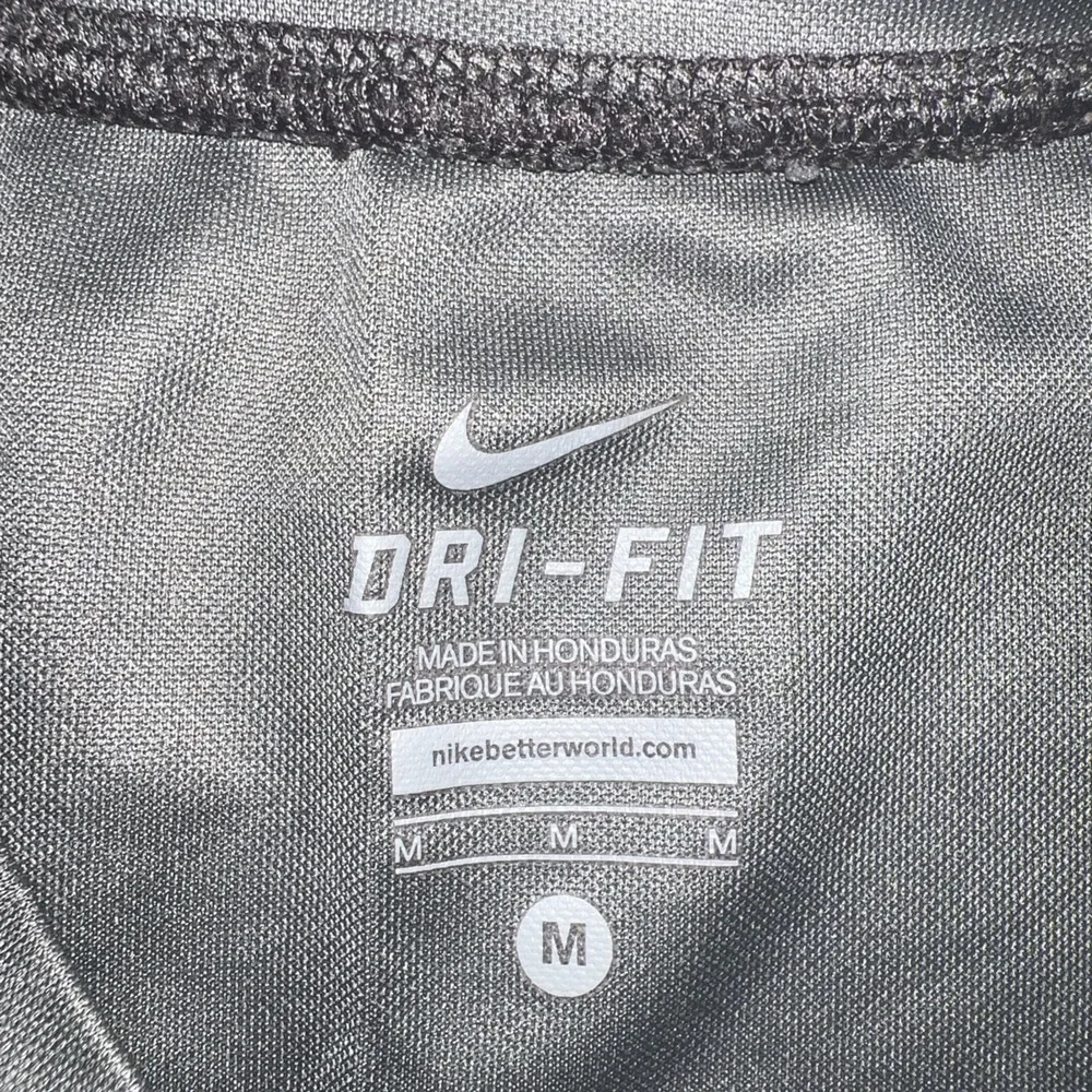 Nike Dri-Fit M Grey Tank Top Center Swoosh Men's/ Unisex‎ Basketball Sport 271